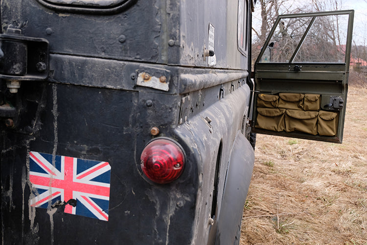 Door storage compartment for the rear of the vehicle, suitable for Land Rover Defender 90 - 110 series