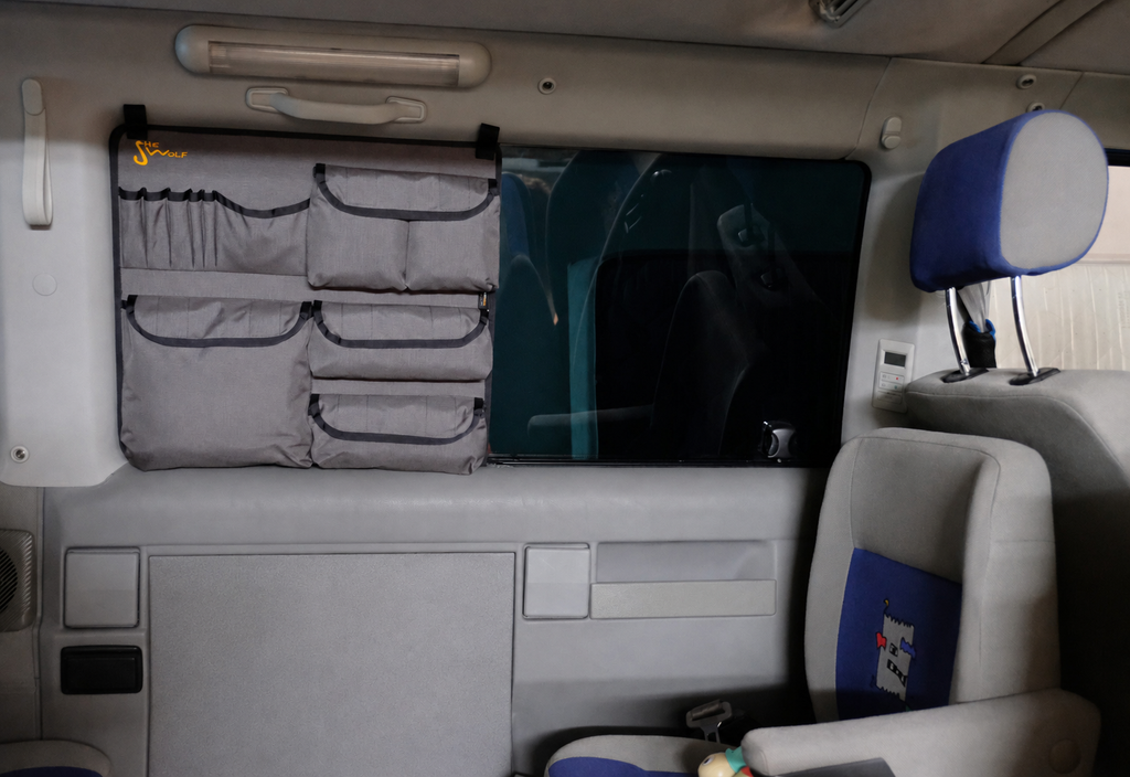 Grauer VW T4 Fenstertaschen Organizer für das linke Mittelfenster