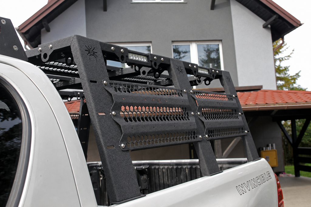 Bed Rack Mark II hoch für Pickups – offene Ladefläche mit Panels