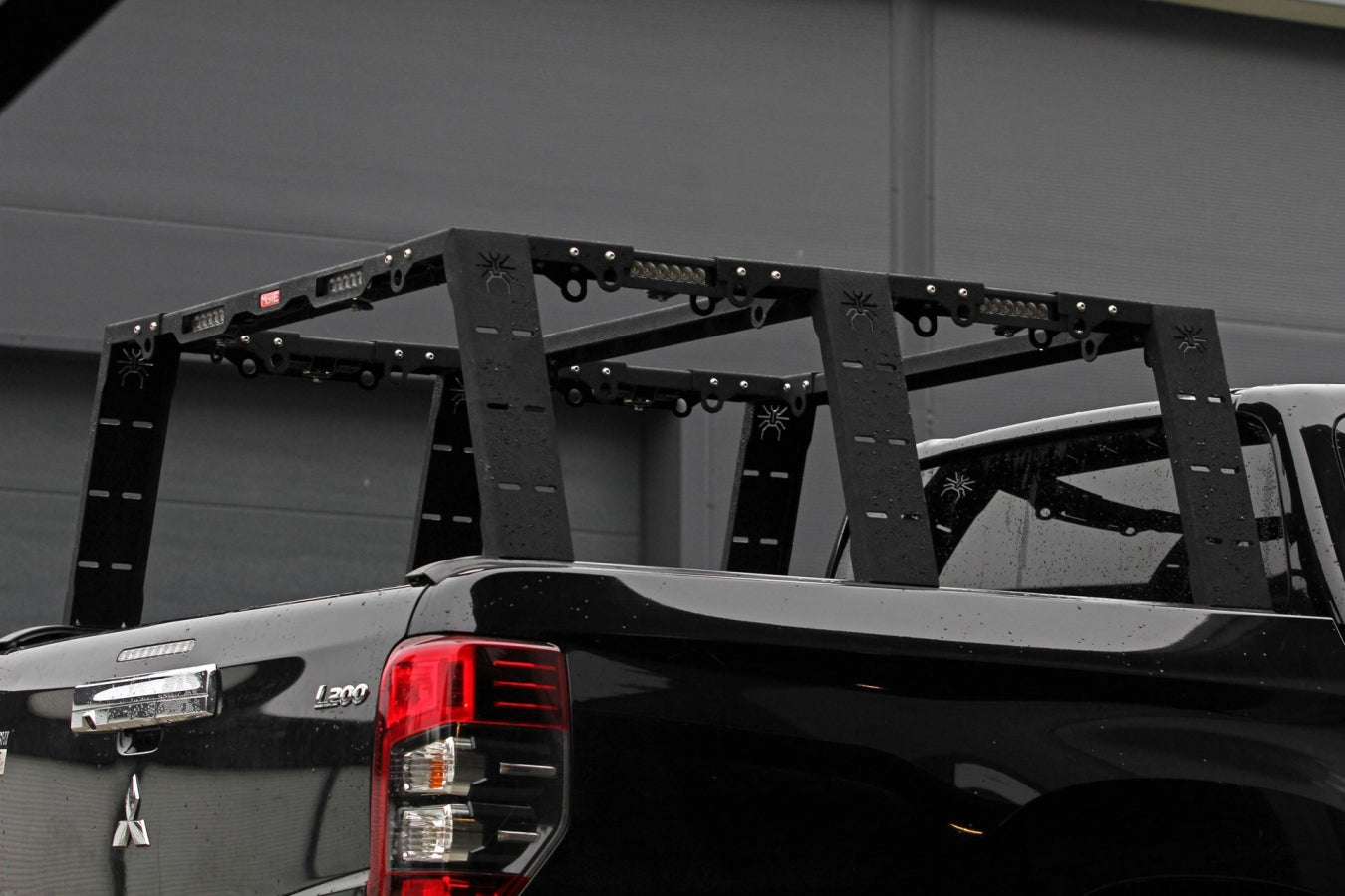 Bed Rack Mark II hoch für Pickups – Rollo