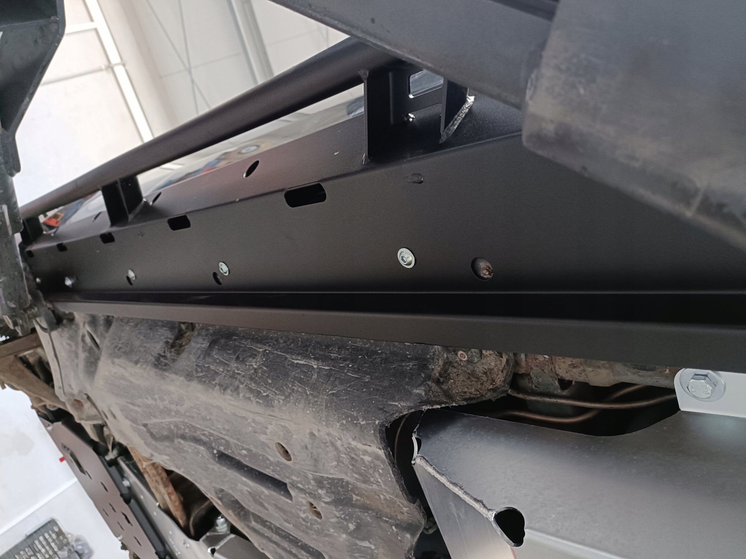 Rockslider Side Sill Protector Tubes Mercedes ML