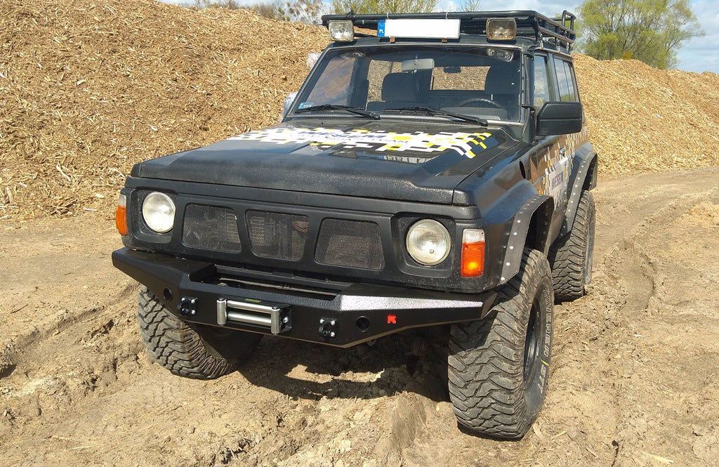 Seilwindenstoßstange Nissan Patrol Y60