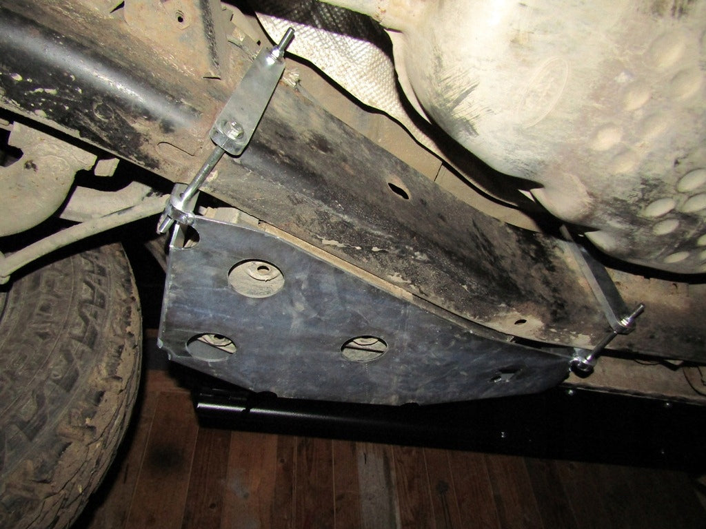 Underride protection Compressor Air Suspension - Land Rover Discovery 3 & 4