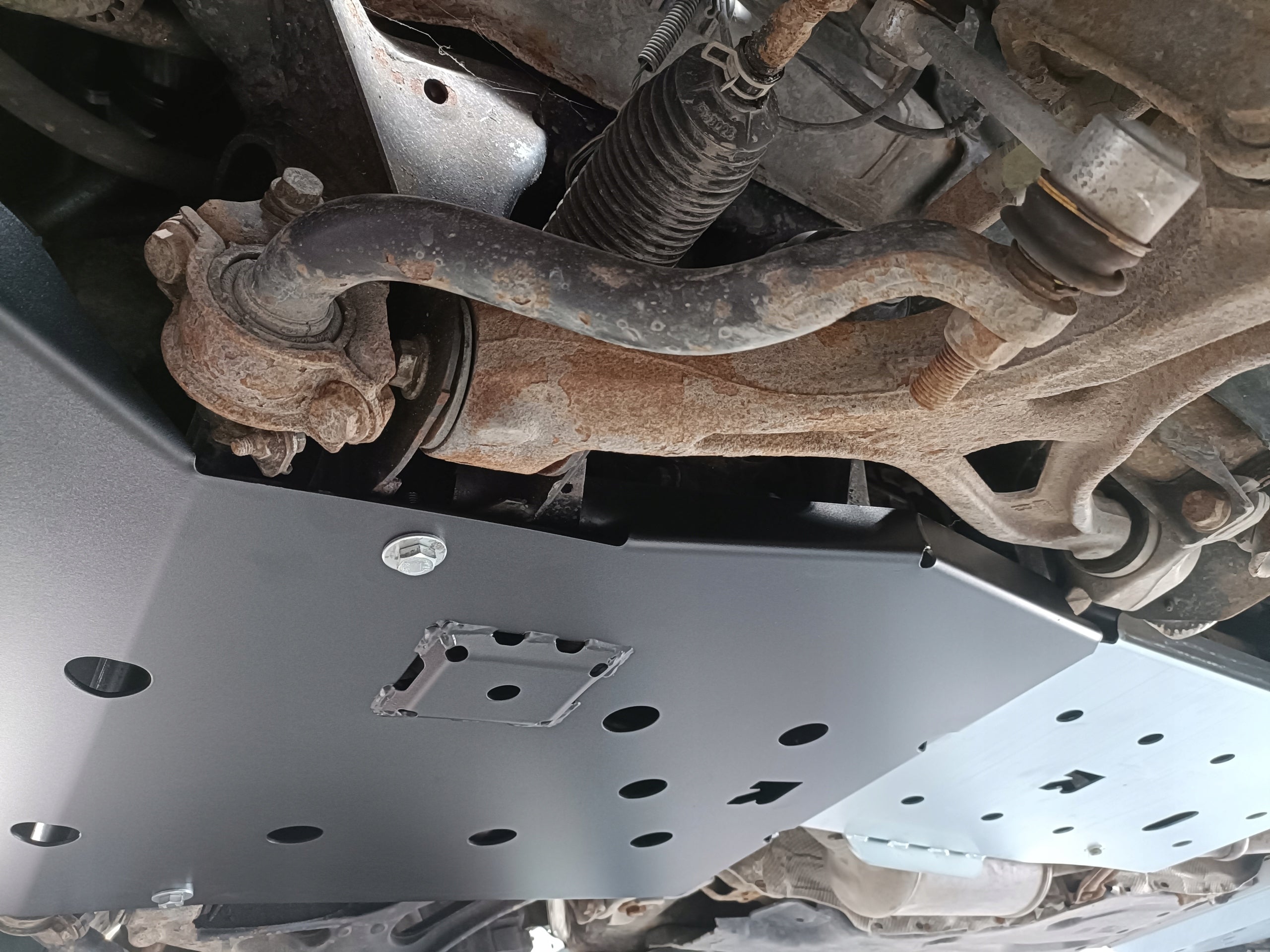 Unterfahrschutz für Motor, Vorderachse & Ölwanne – Mercedes-Benz ML W164 mit Seilwindenstoßstange