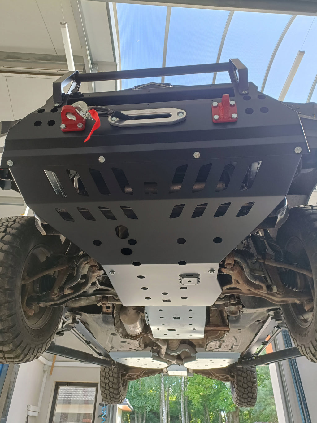 Unterfahrschutz für Motor, Vorderachse & Ölwanne – Mercedes-Benz ML W164 mit Seilwindenstoßstange