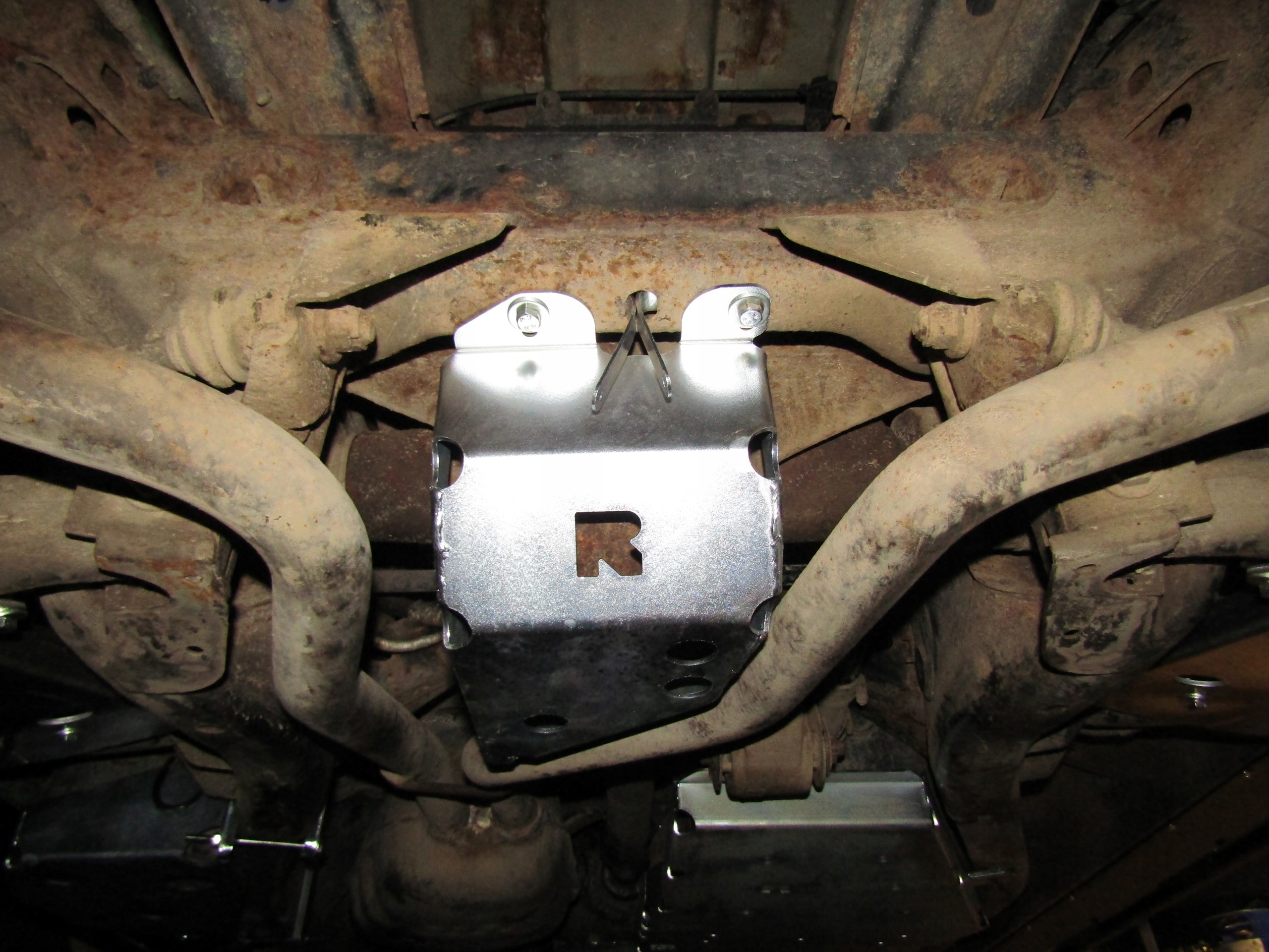 Underbody Protection Rear Axle Differential Guard Land Rover Discovery 3 & 4
