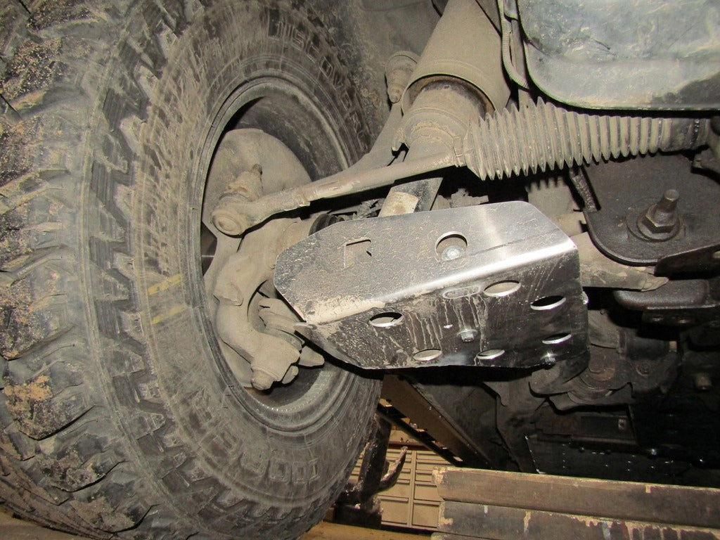 Aluminum Front Lower Control Arm Protectors – Land Rover Discovery 3 & 4