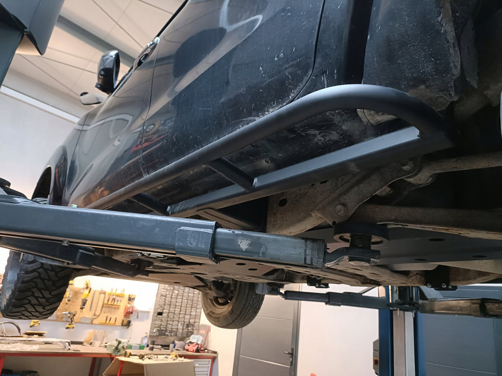 Rockslider Seitenschweller-Schutzrohre Nissan Navara D23