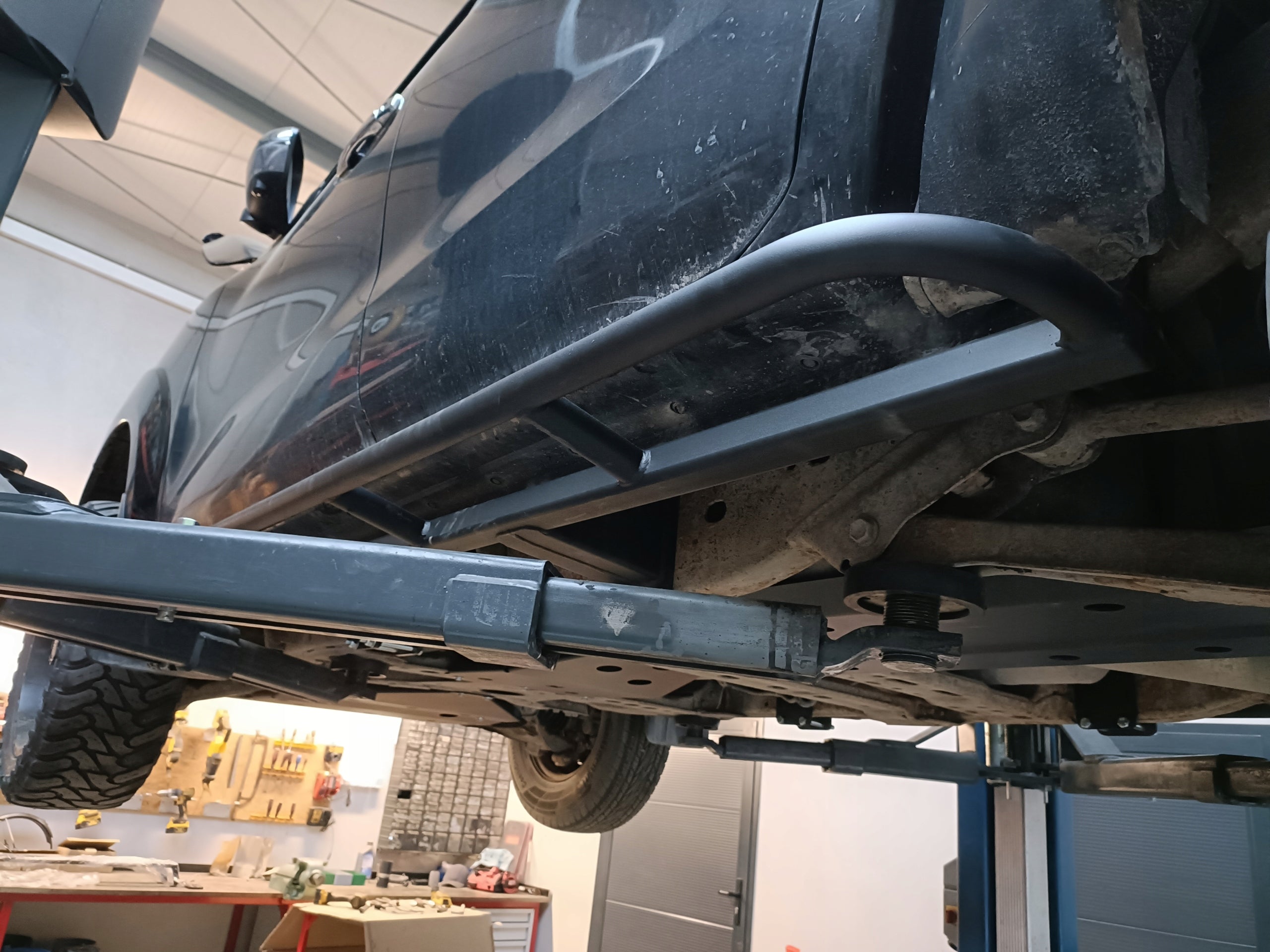 Rockslider Seitenschweller-Schutzrohre Nissan Navara D23