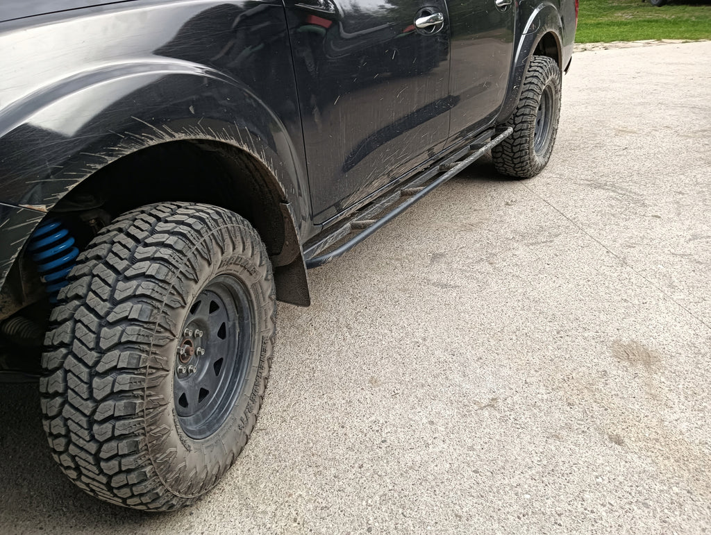Rockslider Seitenschweller-Schutzrohre Nissan Navara D23