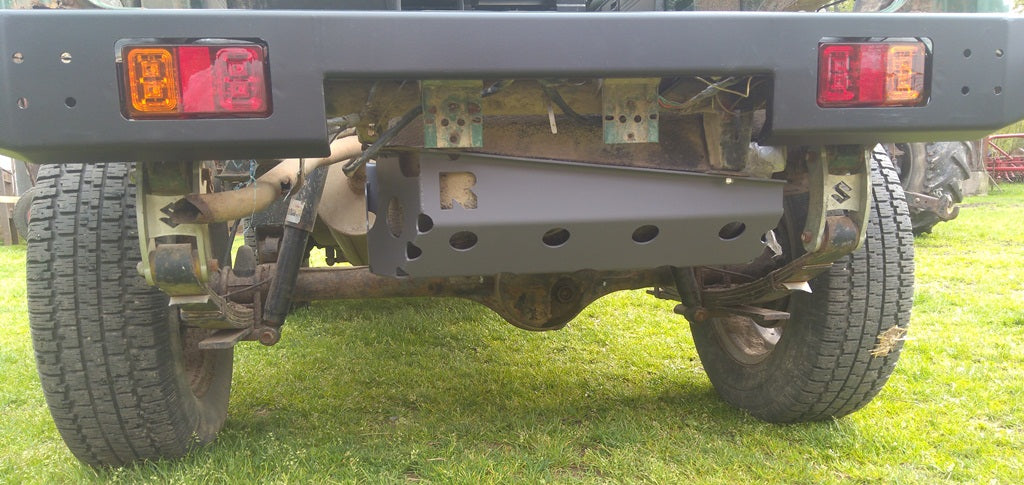 Stahl-Heckstoßstange Suzuki Samurai