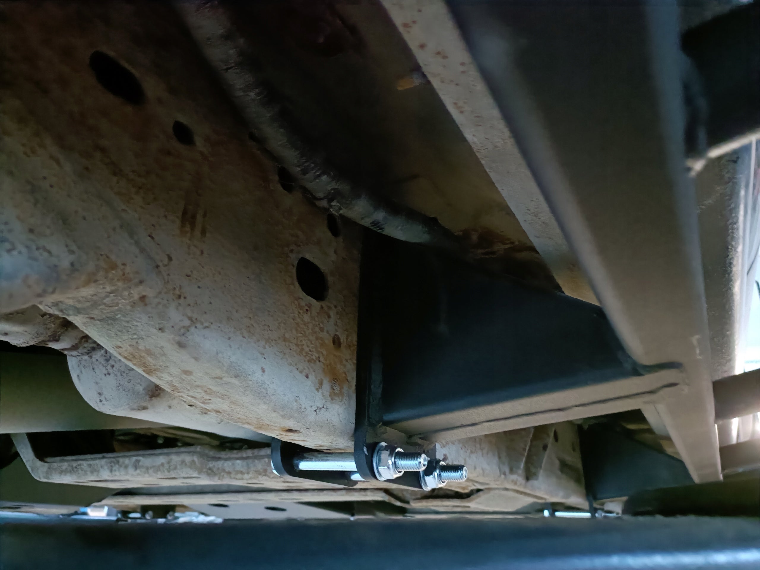 Rockslider Seitenschweller-Schutzrohre Nissan Navara D23
