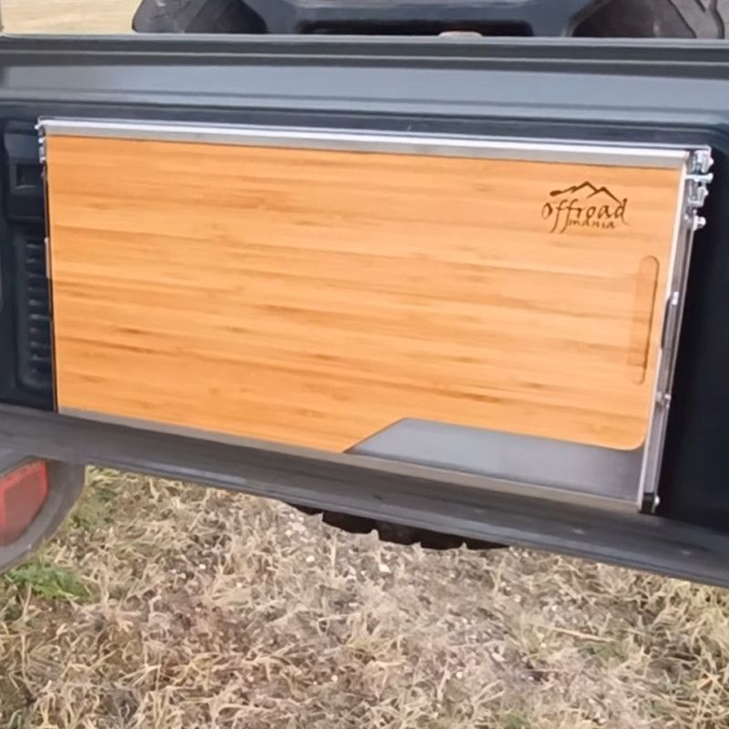 Jeep Wrangler JK / JKU Premium Tisch Heckklappe
