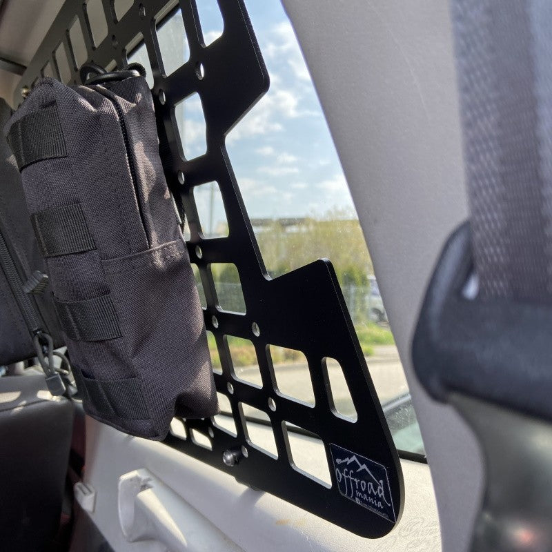 Molle Panel Heckfenster Mitsubishi Pajero 4 V80