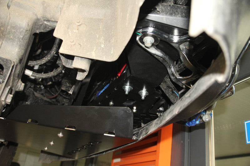 Mounting plate for winch Dodge RAM 1500 from year of manufacture 2019