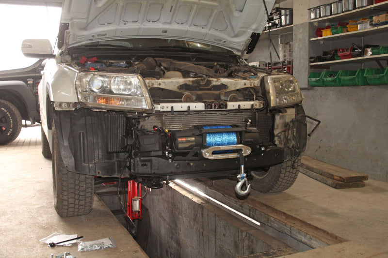 Montageplatte für Seilwinde Suzuki Grand Vitara II 2008-2014