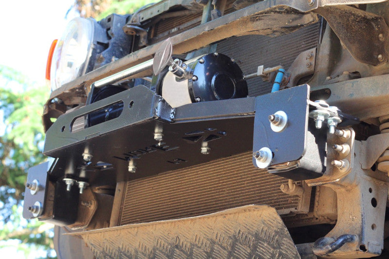Mounting Plate for Winch for Toyota FJ Cruiser
