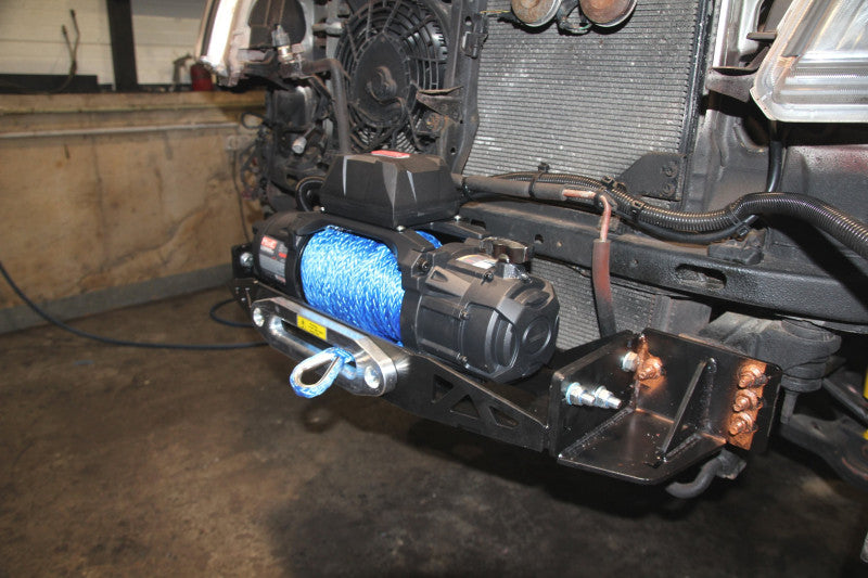 Montageplatte für Seilwinde Toyota Land Cruiser J120