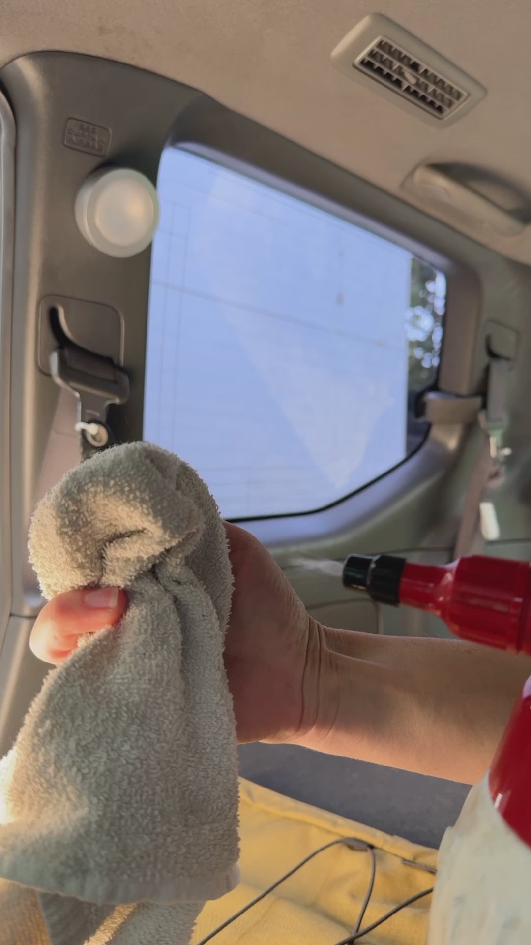 SHE-WOLF Nissan Patrol Y61 Rear Window Organizer with First Aid Kit or Detachable Tear-Off Bag