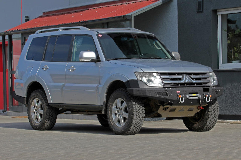 Winches bumper Mitsubishi Pajero 4 V80