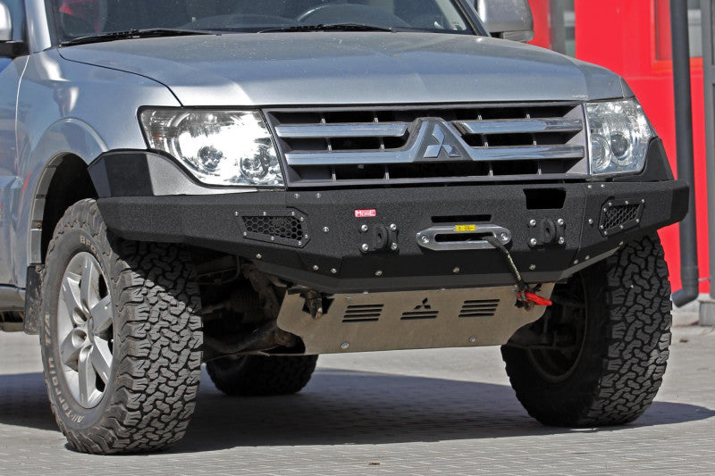 Winches bumper Mitsubishi Pajero 4 V80