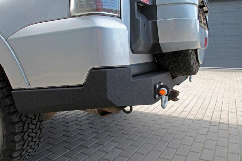 Stahl-Heckstoßstange Mitsubishi Pajero 4 V80 lang