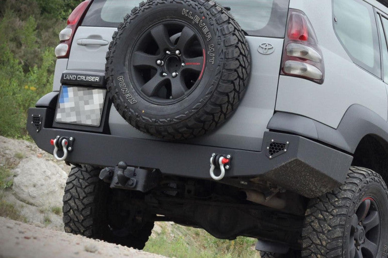 Stahl-Heckstoßstange Toyota Land Cruiser J120 lang