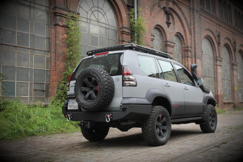 Stahl-Heckstoßstange Toyota Land Cruiser J120 lang – Produktdetail