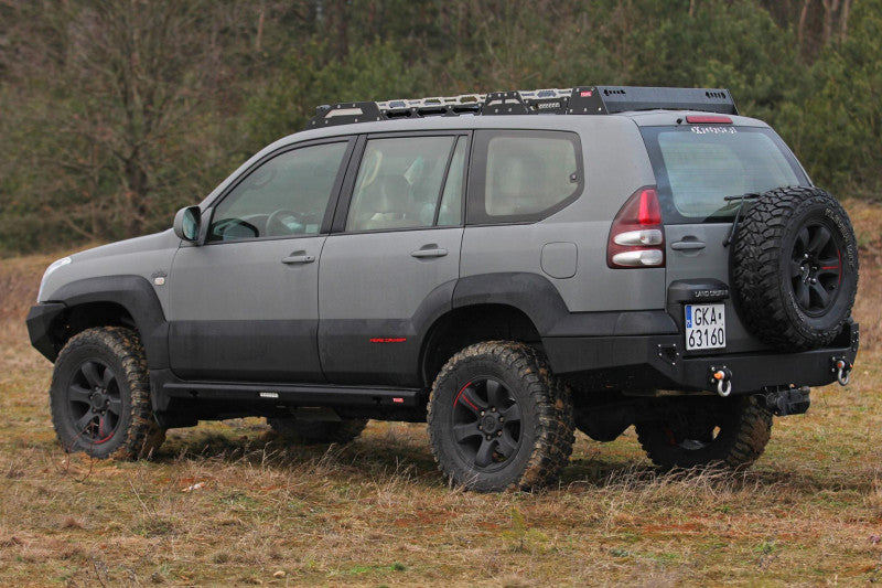 Stahl-Heckstoßstange Toyota Land Cruiser J120 J125 kurz – Produktdetail